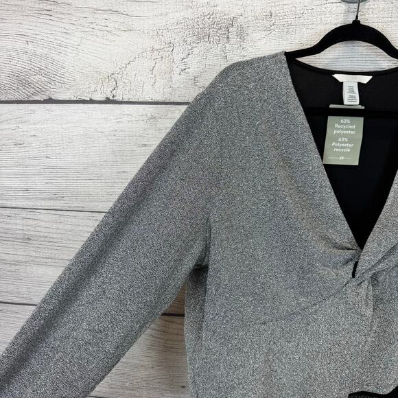 H&M Plus Size Silver Metallic Twist Front Long Sleeve Top Size 3XL - Picture 3 of 8